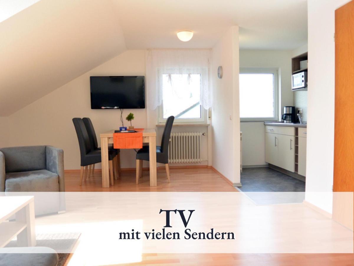 Grosse Moderne Ferienwohnung In Bester Bodenseelage L 1 Minute Zum Bodensee L 3 Zimmer L Vollausgestattete Kueche L Sonnenbalkon L Wlan L Willkommen Im Apartment Mettnau ラドルフツェル・アム・ボーデンゼー エクステリア 写真