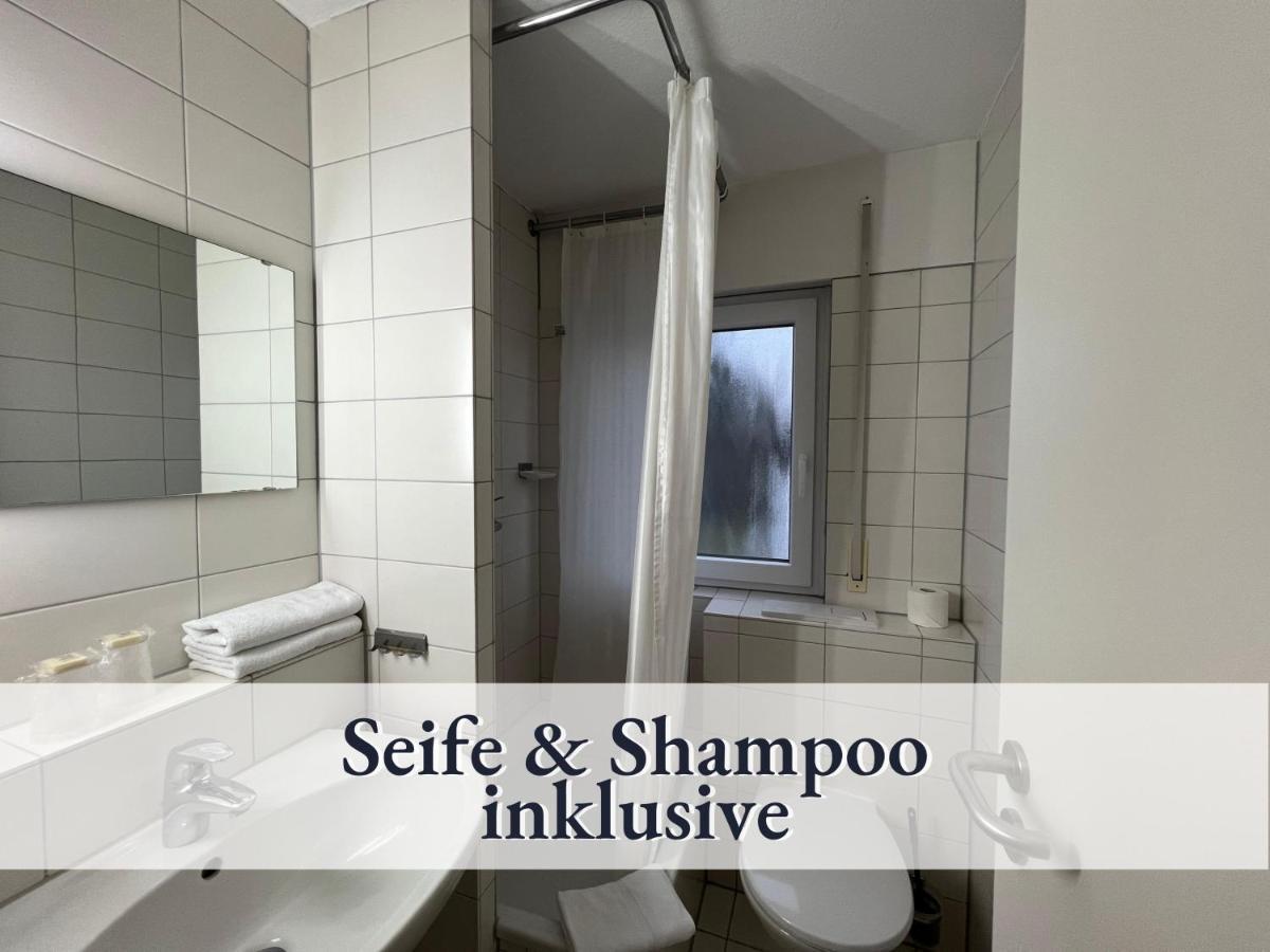 Grosse Moderne Ferienwohnung In Bester Bodenseelage L 1 Minute Zum Bodensee L 3 Zimmer L Vollausgestattete Kueche L Sonnenbalkon L Wlan L Willkommen Im Apartment Mettnau ラドルフツェル・アム・ボーデンゼー エクステリア 写真