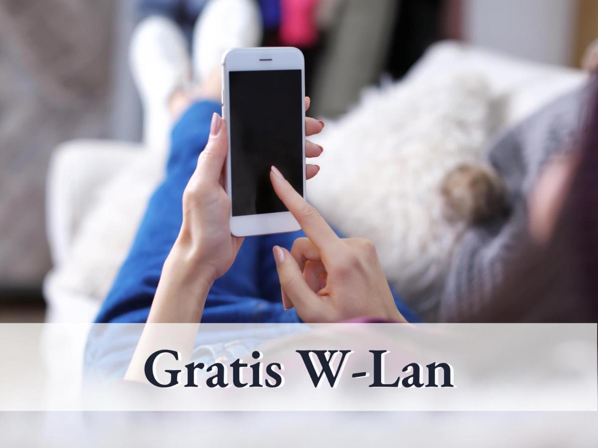 Grosse Moderne Ferienwohnung In Bester Bodenseelage L 1 Minute Zum Bodensee L 3 Zimmer L Vollausgestattete Kueche L Sonnenbalkon L Wlan L Willkommen Im Apartment Mettnau ラドルフツェル・アム・ボーデンゼー エクステリア 写真